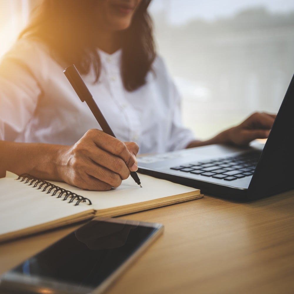 Online continuing education courses for educators